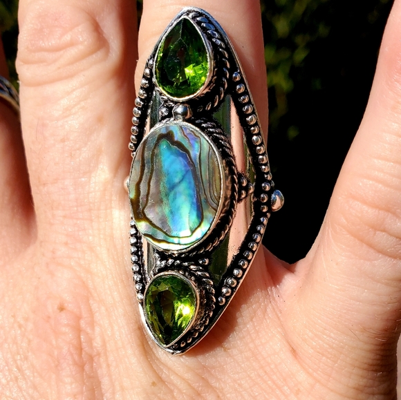 New Abalone Shell & Peridot 925 Silver Statement Ring. - Picture 15 of 16